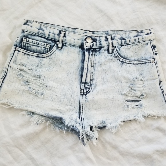 Forever 21 Pants - Distressed Acid Wash Shorts